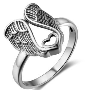 Angel Wings w/ Heart Ring (Sterling Silver Stamp)
